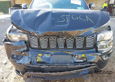 2017 Jeep Grand Cherokee Altitude 4X4 z USA, uszkodzony, nr VIN 1C4RJFAG0HC922104